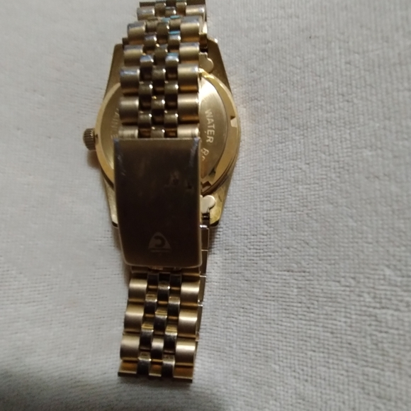 NOT WORN Croton Yellow Gold Watch Factory Diamond Bezel, Auto Movement Date Set - Picture 4 of 6